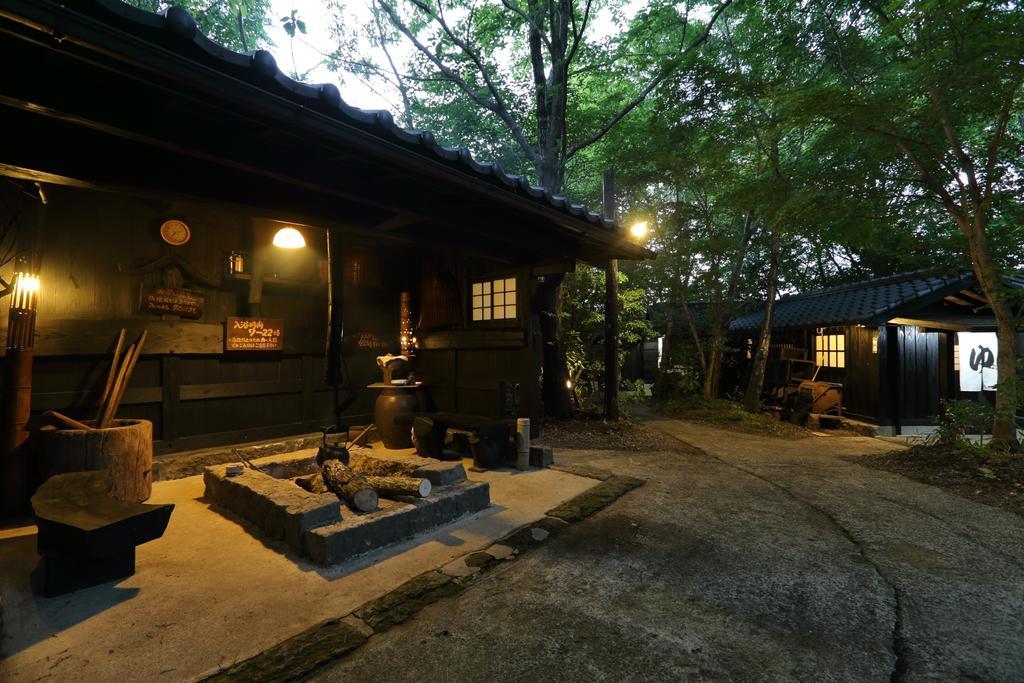 Shinwaen Hotel Aso Exterior photo